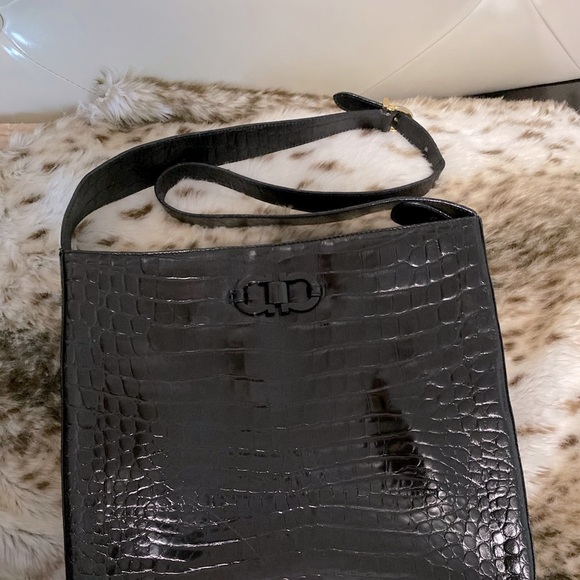 ❤️Ferragamo authentic ❤️ - Picture 4 of 11